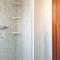 Spacious Apartment in Laxe with Balcony - Laxe