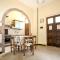 Charming Apartment in Massa Marittima, Shared Pool - 马萨马里蒂马