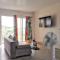 Appartement spacieux avec vue montagne à Le Marin, 82 m².
