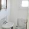 Comfortable Apartment in Feijó with Shared Pool, 90 m²