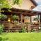 Charming House in Săcele with Garden View + BBQ