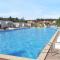 Comfortable apartment in Pataias with garden and shared pool