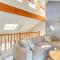 Private Spa, Fire Pit and Deck Poconos Home!