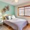 Private Spa, Fire Pit and Deck Poconos Home!