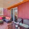 Private Spa, Fire Pit and Deck Poconos Home!