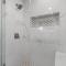 hot tub and Event Open Luxury Home Fits 16 plus - دالاس
