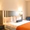 Guesthouse Inn & Suites Lexington