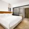 AC Hotel by Marriott Seoul Gangnam
