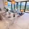 Gorgeous 2 bedroom, 17th floor, with breathtaking view, Fourteen at Mullet Bay