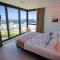 Gorgeous 2 bedroom, 17th floor, with breathtaking view, Fourteen at Mullet Bay