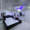 Kandi 1,2,3 Palace Rentals Studio