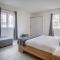Sunny Two Bedroom Loft - Sea Views and Pool - Rivière Noire