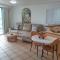 Grand Palais Boolarong Beachside Apartments