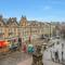 Cozy Central 2 Bed Apt with Great View - Parking - Edinburgh