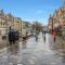 Cozy Central 2 Bed Apt with Great View - Parking - Edinburgh
