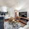 Cozy Central 2 Bed Apt with Great View - Parking - Edinburgh