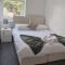 Central and well-equipped 2 bed flat in Maidenhead - Maidenhead