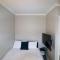 Ascot stunning and modern 4 bedroom town house with 156 sq ft garden office 28