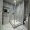 Nicely furnished 2 Bedroom Property Independent with Parking