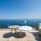 Cavos Bay Hotel & Studios