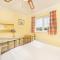 West Bay Holiday Home