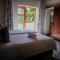 Aan de Heuvel Self-Catering Cottages
