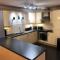 Rivermeadow View Apartment -27 Skipper Way - 圣尼奥特