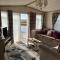 2 bed, 2 bath with decking overlooking the fishing lake at Sand Le Mere - Tunstall