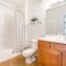 3 Mi to TPC Chic Condo with Pool Access and Grills - 斯科茨