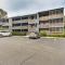 1 Mi to Coast Myrtle Beach Condo with Balconies! - 默特尔比奇