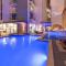 Great Value CBD 2 Beds Apt Free Carpark Pool and Gym