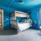 Sleeps 20 Resort Home Near Disney PoolGame Room Twice-as-Nice by AvantStay - 基西米