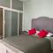 10 VENATOR House Boutique