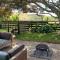 Charming Rural Farm Cottage With Fire Pit - Eureka