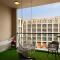 Sleeps 5, Luxe Apartment in Al Mamsha, Sharjah - 沙迦