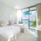 LUX The Beachfront Island View Suite - Dubaj