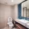 Holiday Inn Express Taipei Train Station by IHG