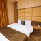 Sarok Hotel