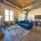 McCormick Place 3BR Luxury Penthouse Duplex with Personal Rooftop and Optional Parking for 8 guests in Chicago South Loop