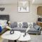 Upscale Studio In Binghatti Apartments, Dso - Dubaj