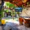 Cozy House with Pool and 3 Bedrooms - 尧特佩克