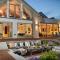 SEA BREEZE - Stunning 6 Bedroom Eco Home with Sea Views