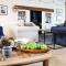 SEA BREEZE - Stunning 6 Bedroom Eco Home with Sea Views