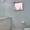 Waterfront Nettles Island Beach House Pool Access - جنسن بيتش