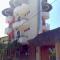 Hotel y Suites Los Encantos