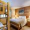 17066 Cooper Drive-Spring River Lodge - صنريفير