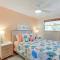 5 Mi to Indian Rocks Beach Home with Kayak! - Largo