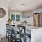 Ralphie’s Villa 2 bed 2 bath with Valley views