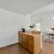 Comfortable home in Raleigh w big fenced backyard - رالي