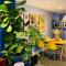 Extraordinary holiday stay for Melbourne explore